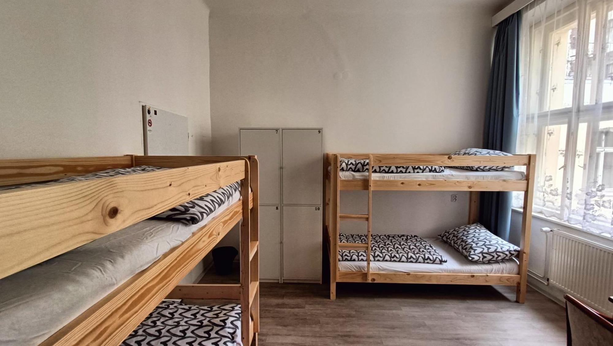 A Plus Hostel - Centrum Prague Ngoại thất bức ảnh