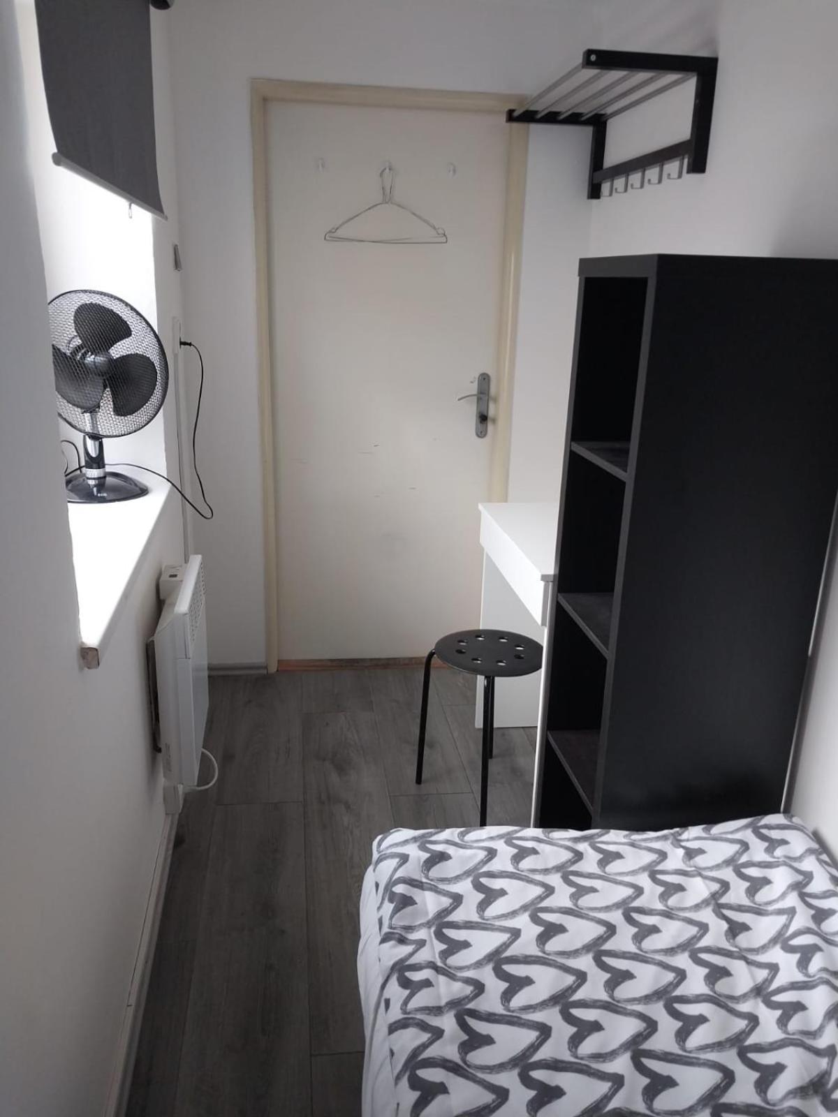 A Plus Hostel - Centrum Prague Ngoại thất bức ảnh