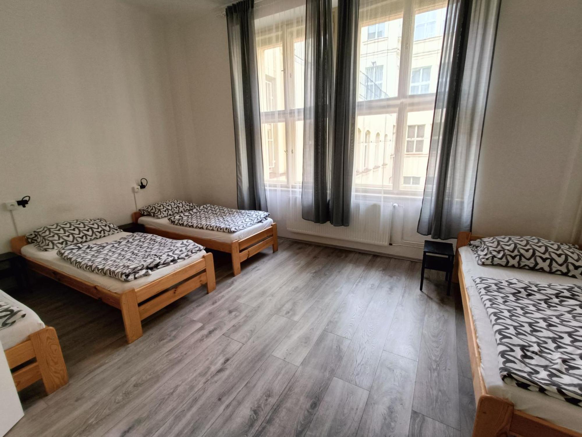 A Plus Hostel - Centrum Prague Ngoại thất bức ảnh