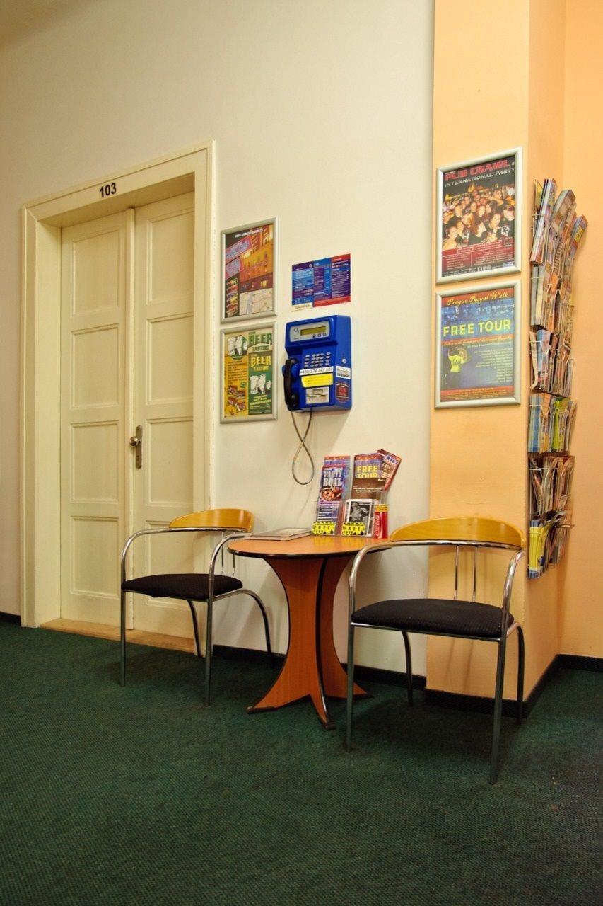 A Plus Hostel - Centrum Prague Ngoại thất bức ảnh